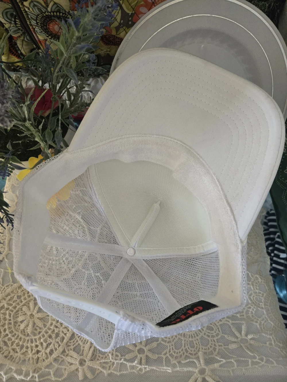 1986 white mesh